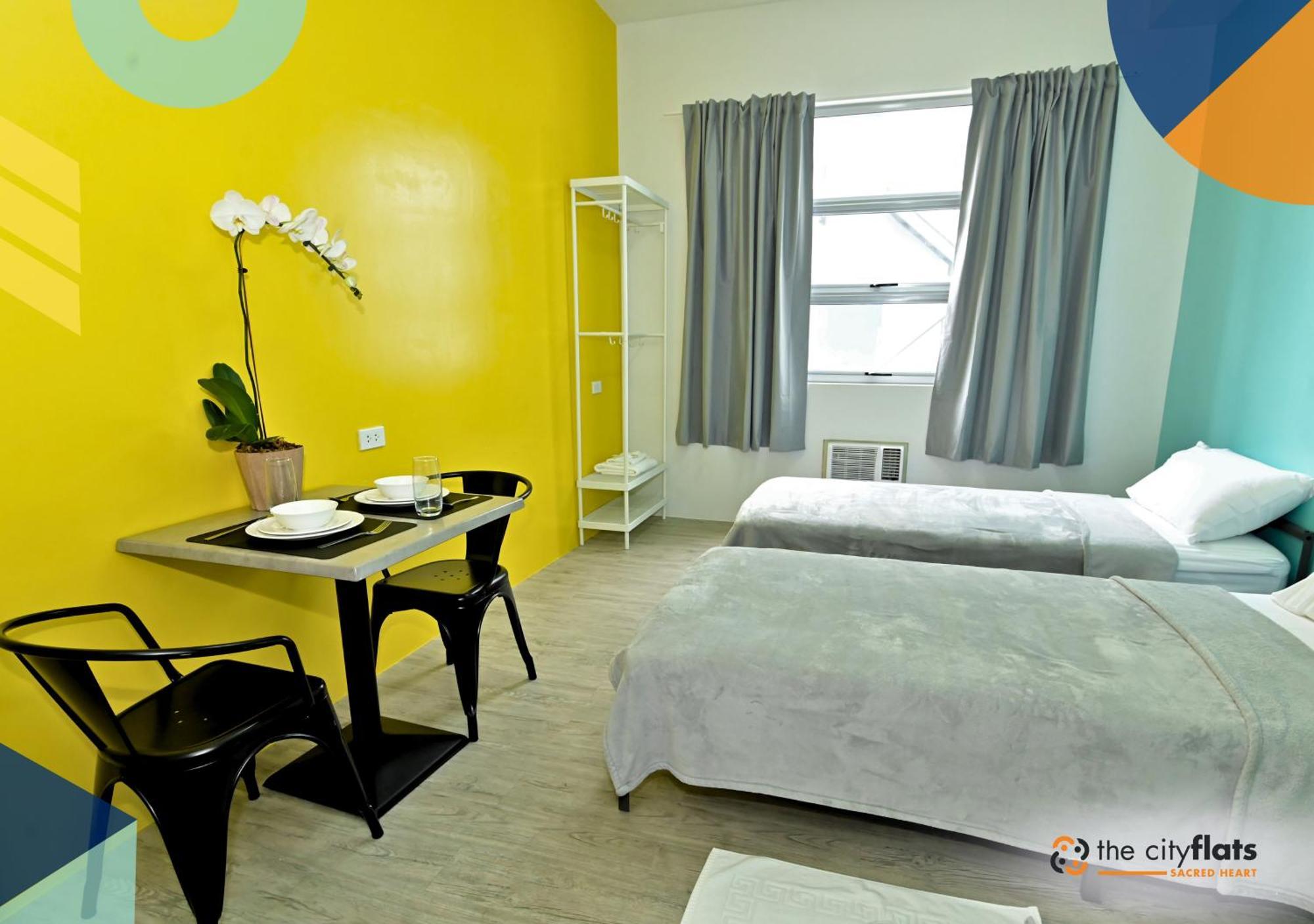 The City Flats Sacred Heart Makati City Extérieur photo